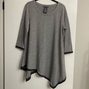 EUC•Chelsea & Theodore Gray Top (3/4 sleeve) Medium